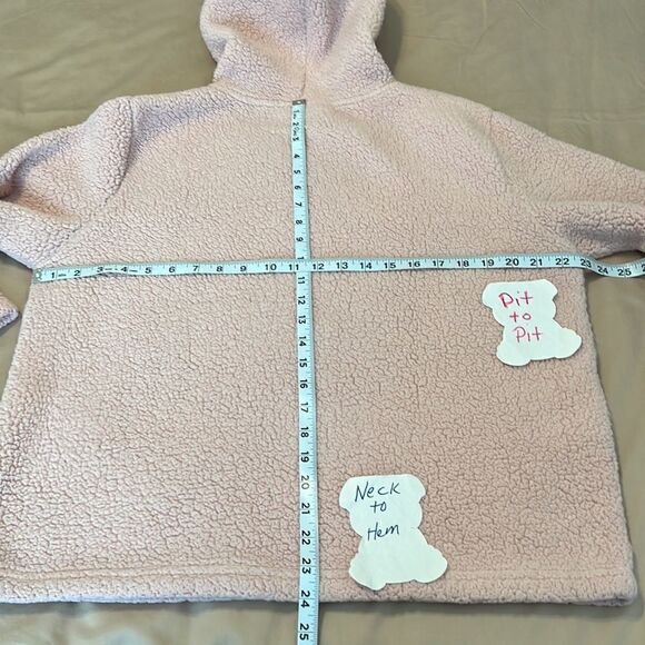 Fila szXL (seems smaller) pink pull over sherpa style hoodie GUC - Picture 8 of 10